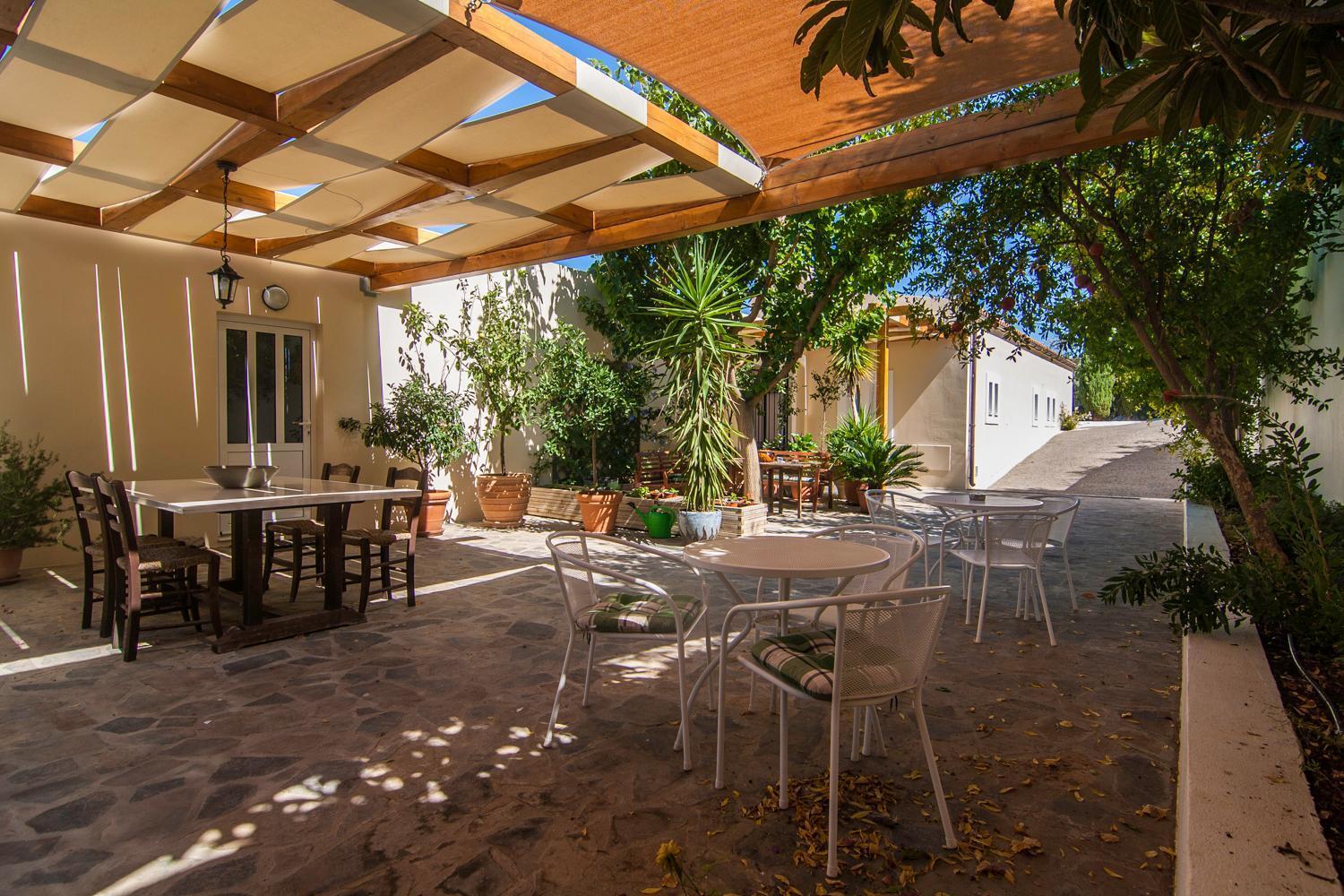 Villa Dio Petres Kroustas 外观 照片